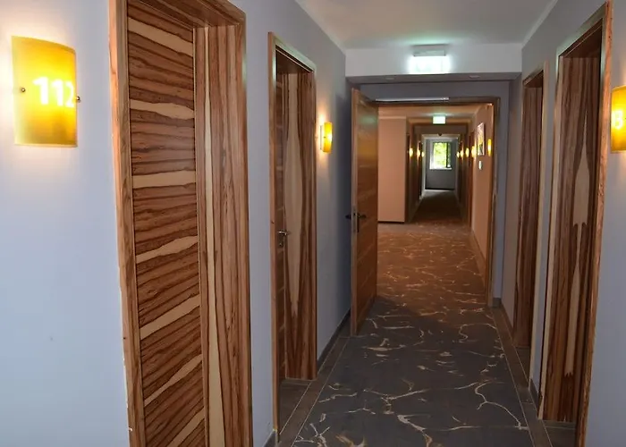 Premier Inn Lindau Отель