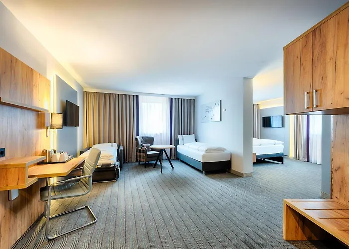 Premier לינדאו