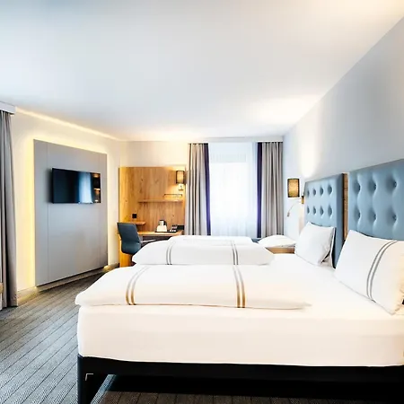 Premier Inn Lindau Hotell 3*
